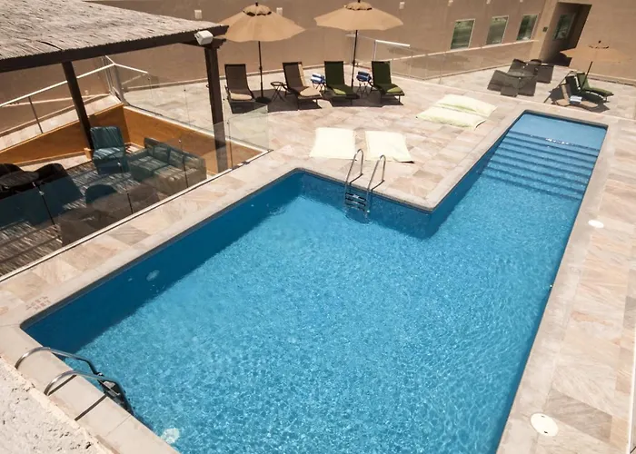 Express By Ihg Cabo San Lucas