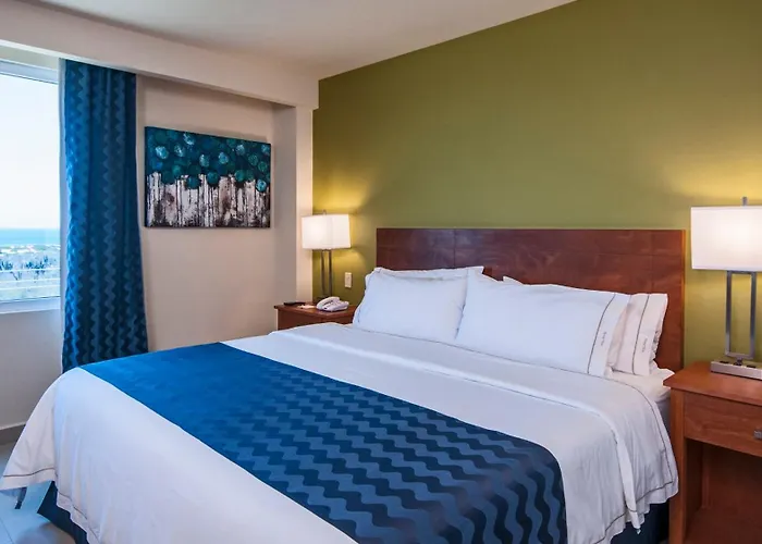 Express By Ihg Resort Cabo San Lucas