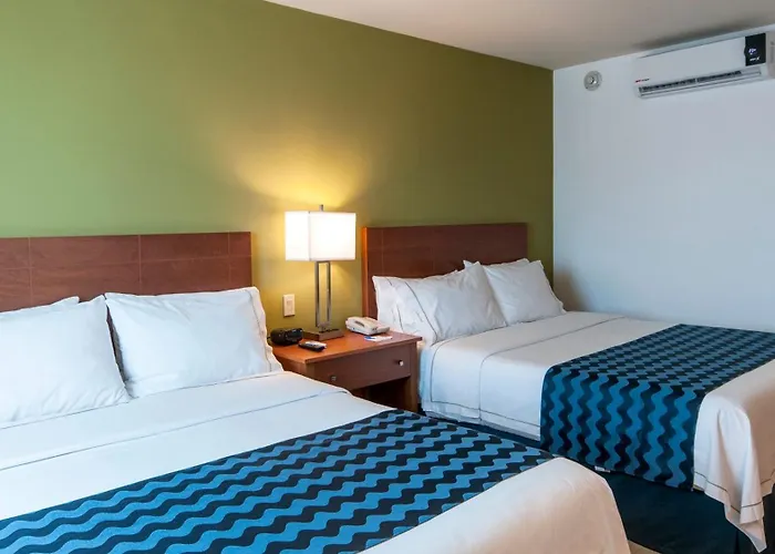 Express By Ihg 3*