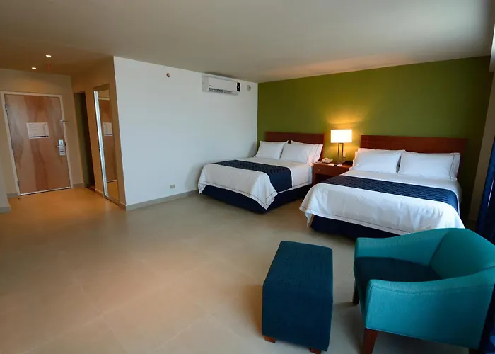 Express By Ihg Resort Cabo San Lucas