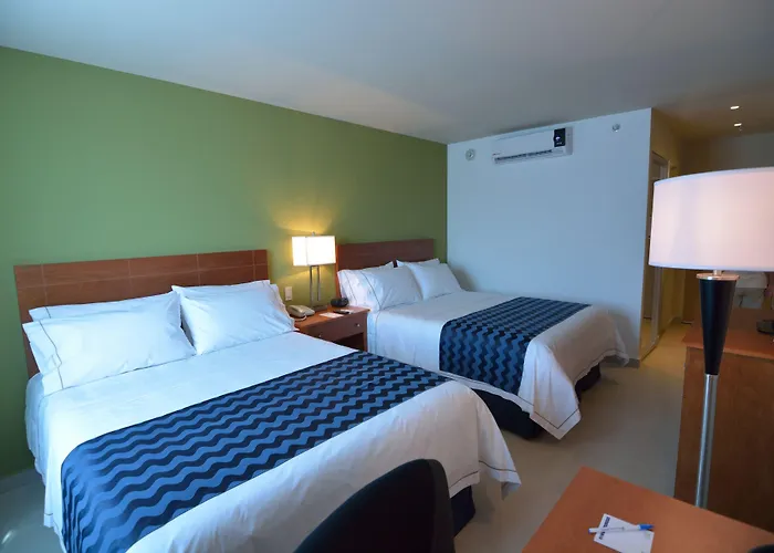 Express By Ihg Resort Cabo San Lucas