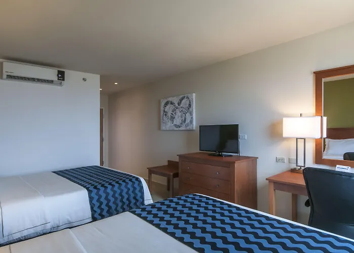 Resort Express By Ihg Cabo San Lucas