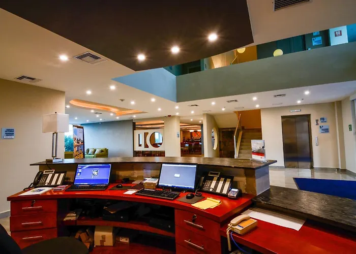 Express By Ihg Cabo San Lucas