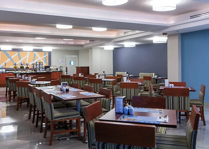 Express By Ihg Resort 3*